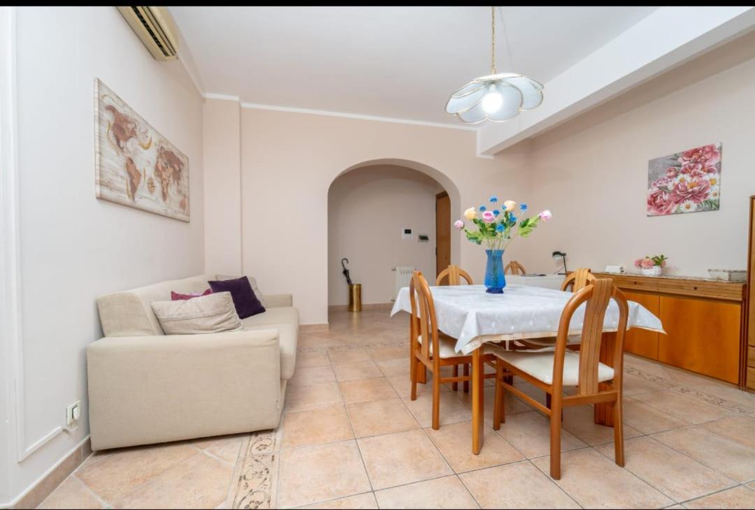 Apartamento La Casa Di Ada Tívoli Exterior foto